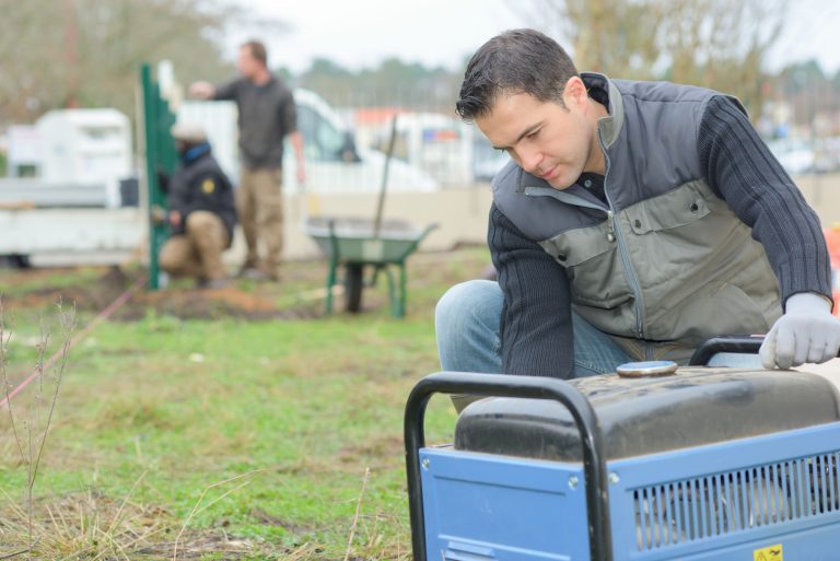 What Are The 7 Best Solar Generators? 2025 [Reviews & Guide]