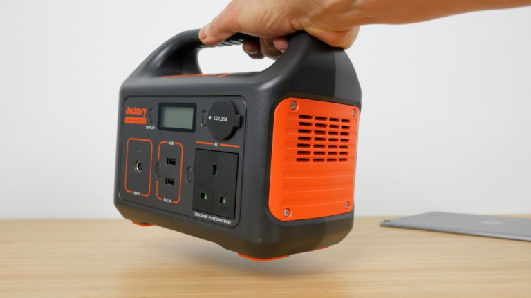 Can you use jackery while charging?